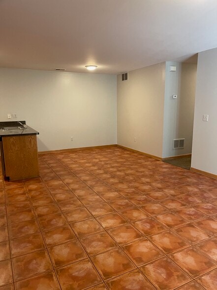 Building Photo - 24002 Wedgewood Cir