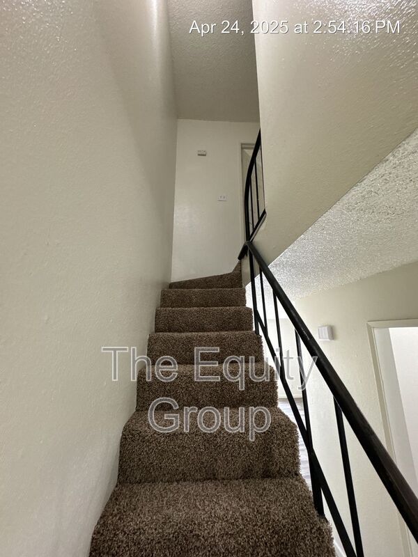 Building Photo - 410 N West St