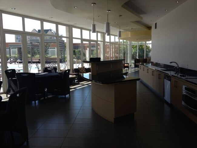 Building Photo - ONLY $1,700 PER MONTH FOR THIS BEAUTIFUL, MODERN, STATE OF THE ART, 1 BED, 1 BATH HIGH RISE CONDO...