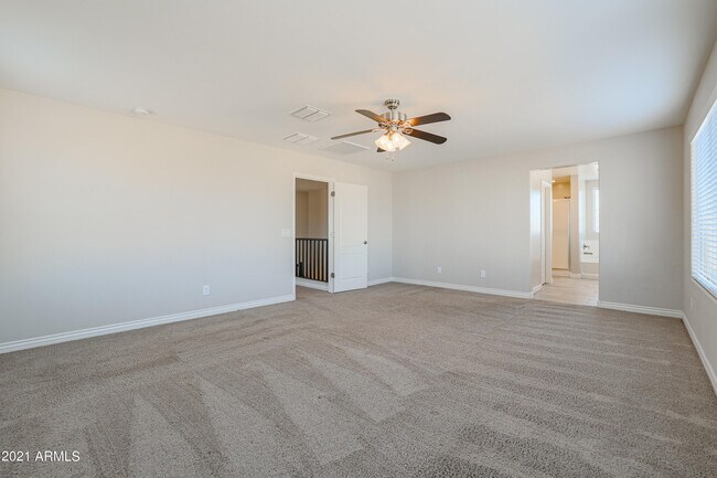 Building Photo - 2736 E Mews Rd