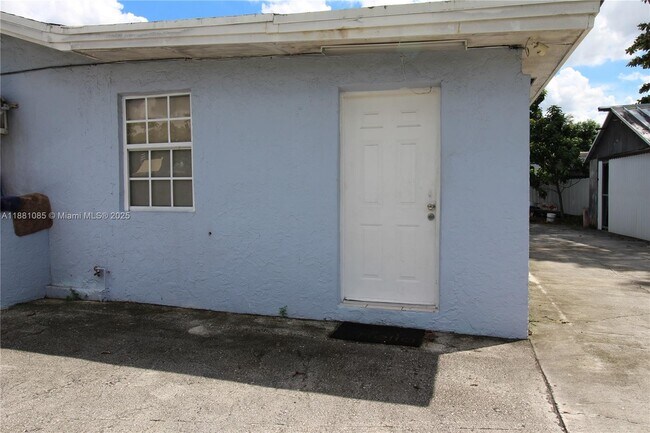 Primary Photo - 16120 NW 45th Ave