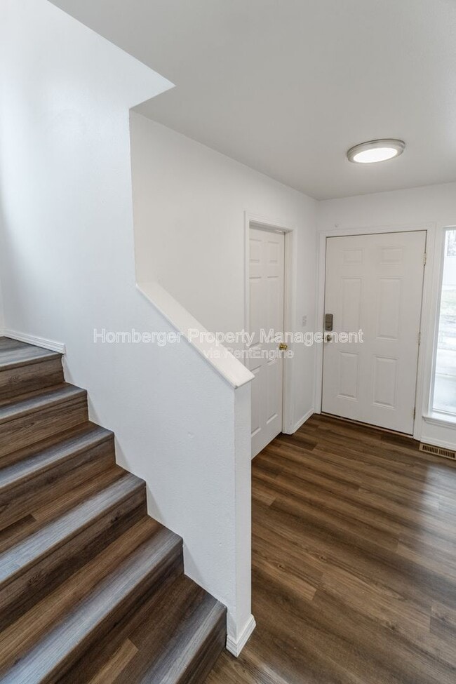 Building Photo - 2316 N Wilbur Rd