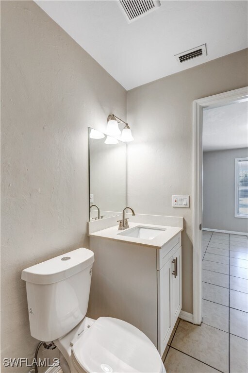 Building Photo - 5453 16th Pl SW