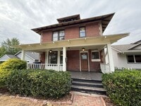 Building Photo - Elegant 2 Bed, 1 Bath Home on South Hill!