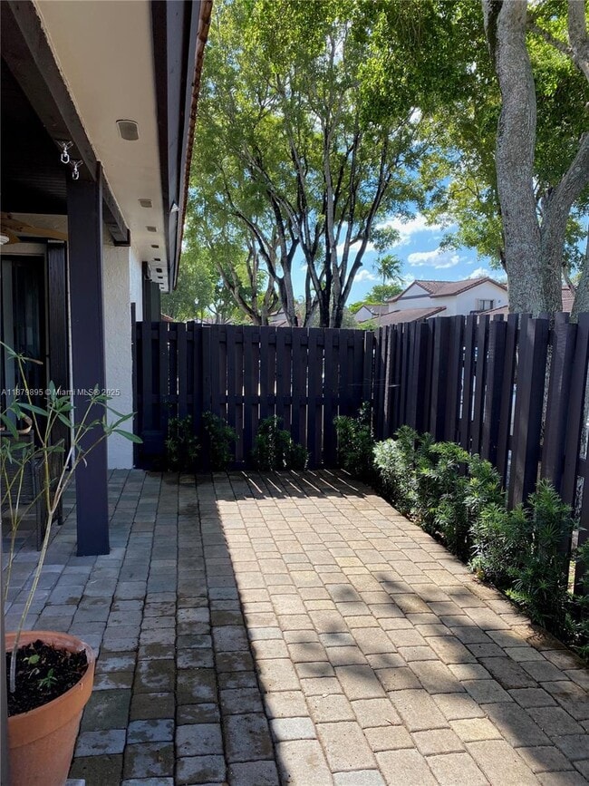 Building Photo - 14985 SW 48th Terrace
