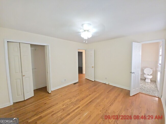 Building Photo - 6580 Runlet Way