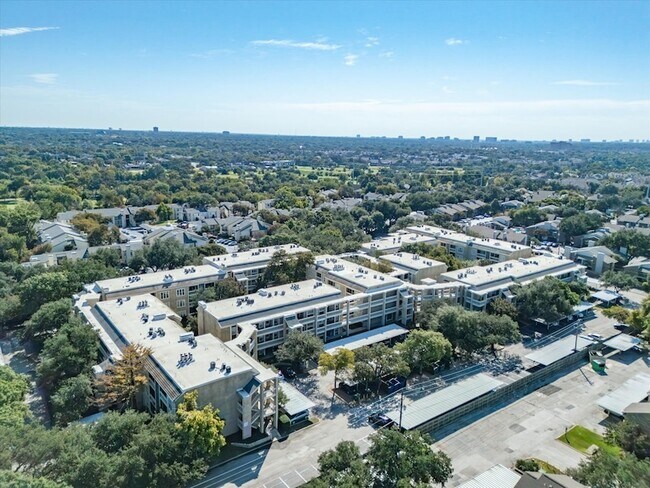 Building Photo - 5310 Keller Springs Rd