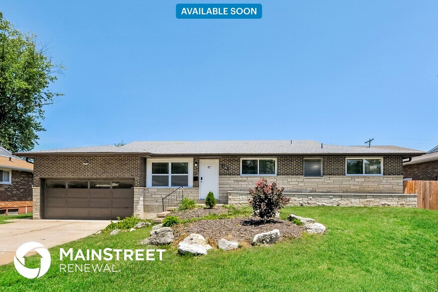 Primary Photo - 1120 Spring Valley Dr
