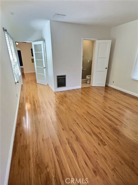 Building Photo - 3484 Ashwood Ave