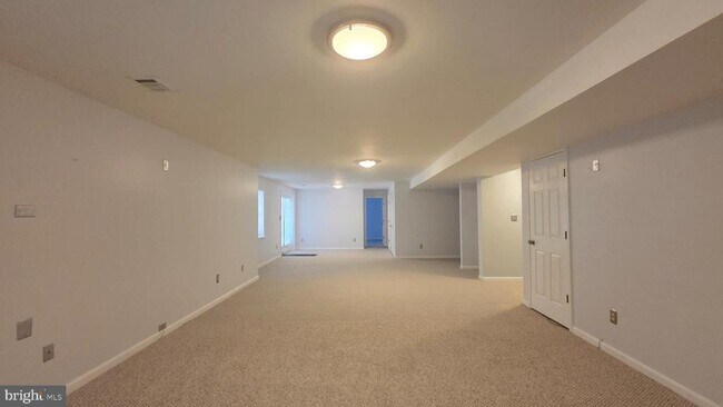Building Photo - 7659 Shuttington Dr