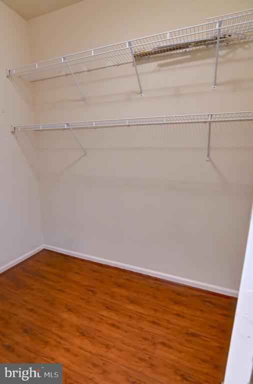 Building Photo - 1501 North Point Dr