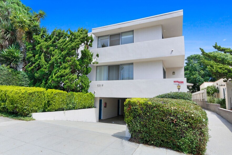 Building Photo - 1319 Berkeley St