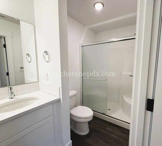 Building Photo - 16764 Chula Vista Ave