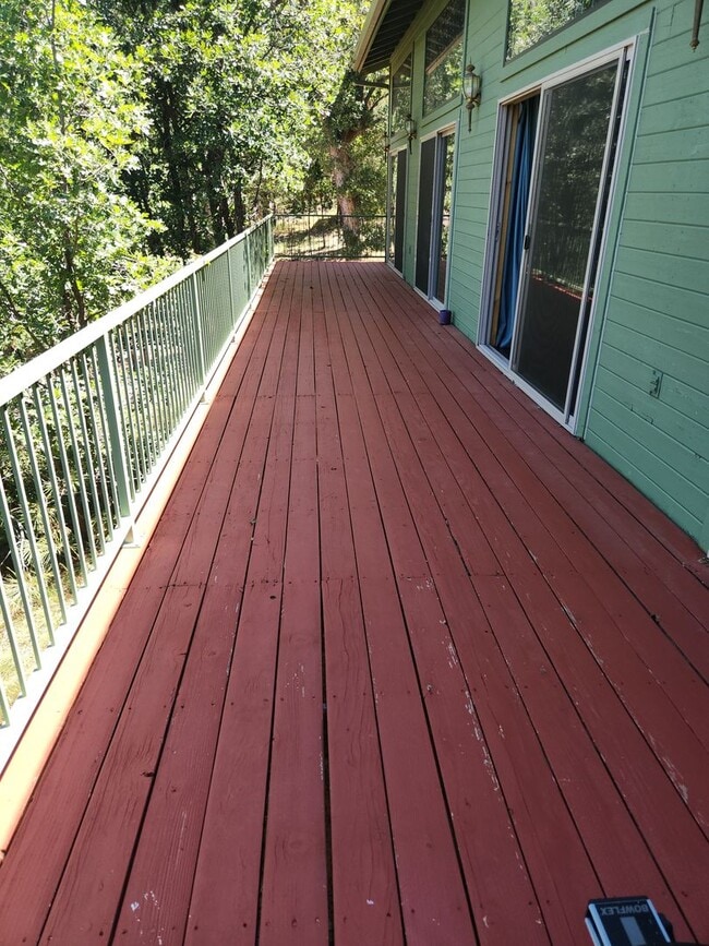 Building Photo - Live in The Pines ~ 2 Bed / 2 Bath for Lease
