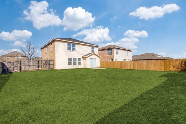 Building Photo - 605 Fox Glen Dr