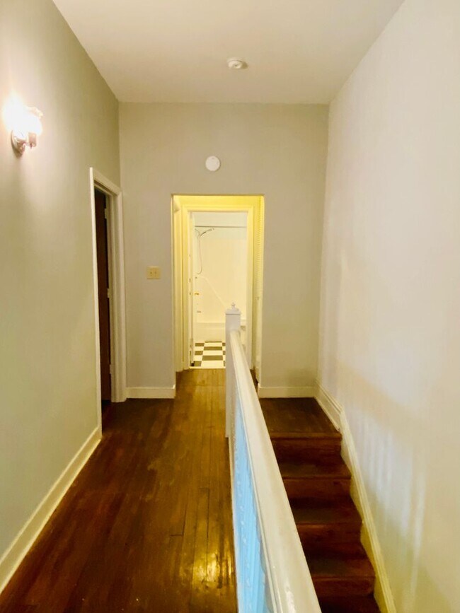 Building Photo - 2623 Floyd Ave