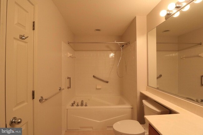 Building Photo - 12000 Amber Ridge Cir