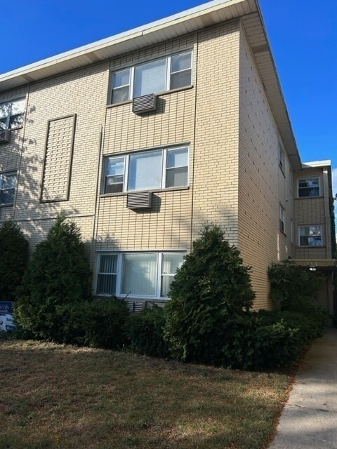 Building Photo - 711 Austin St