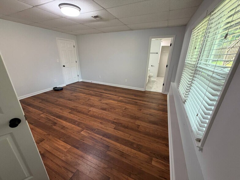 Building Photo - 1772 Ascot Run NW