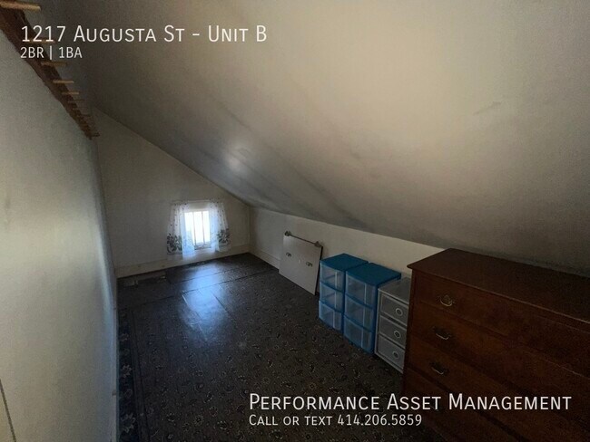 Building Photo - 1217 Augusta St