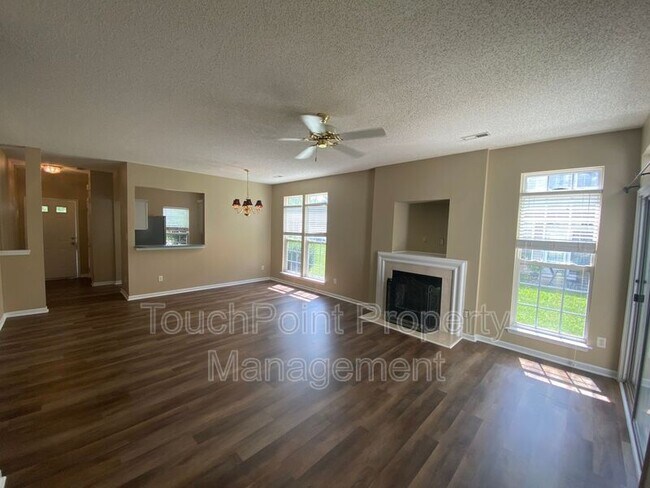 Building Photo - 5422 Waverly Lynn Ln