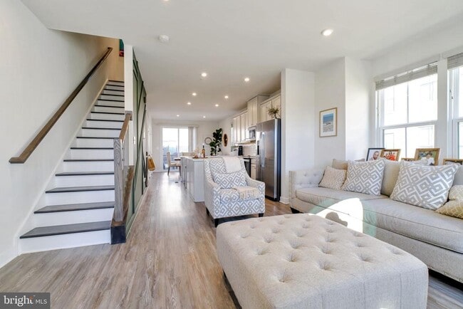 Building Photo - 2816 Arts Vista Blvd