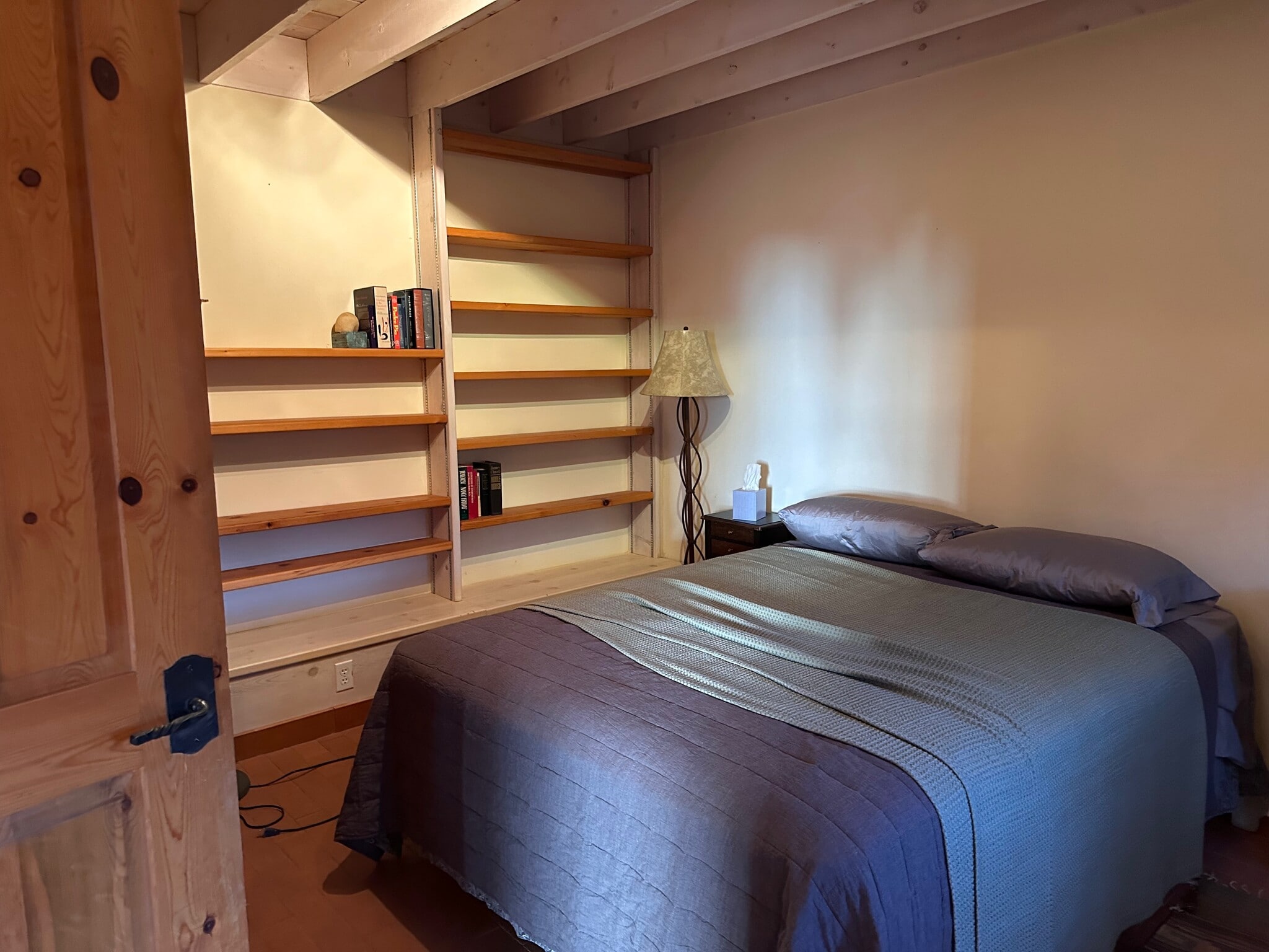 Building Photo - 1511 Don Gaspar Ave