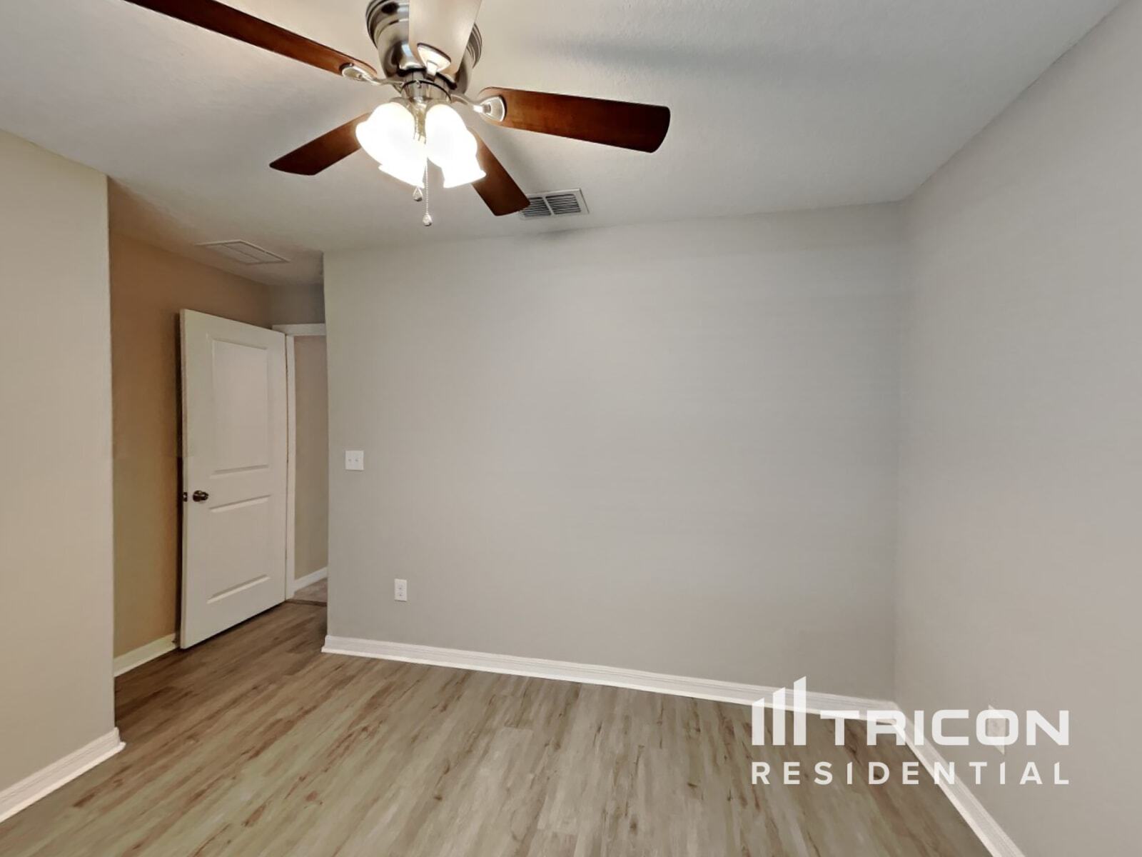Building Photo - 11046 Standing Stone Dr