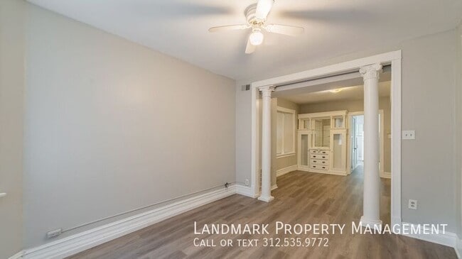 Building Photo - 2132 W Haddon-Unit 1