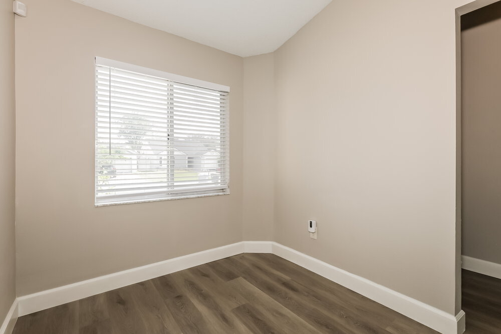 Building Photo - 1310 Coolmont Dr