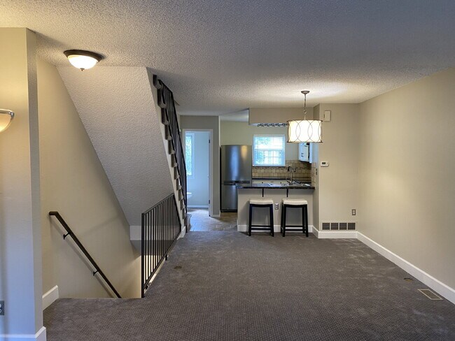 Building Photo - PENDING APPLICATION. **Move in Specials, $$ off rent!* *Beautifully remodeled townhome near Cherr...
