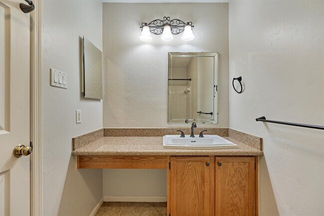 Building Photo - 79 W Indian Sage Cir