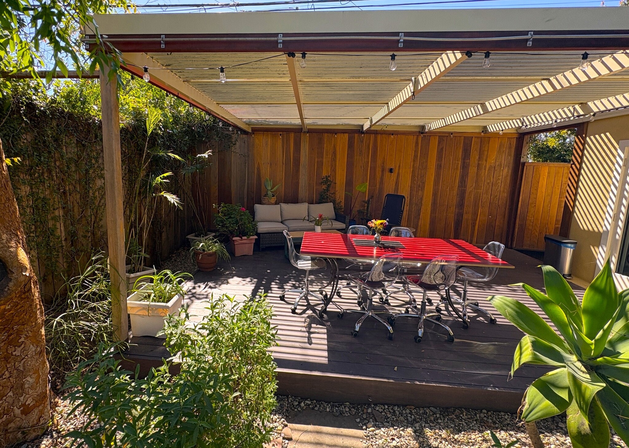 Building Photo - 3139 Veteran Ave