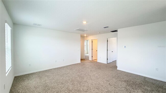 Building Photo - 1346 Current Pl