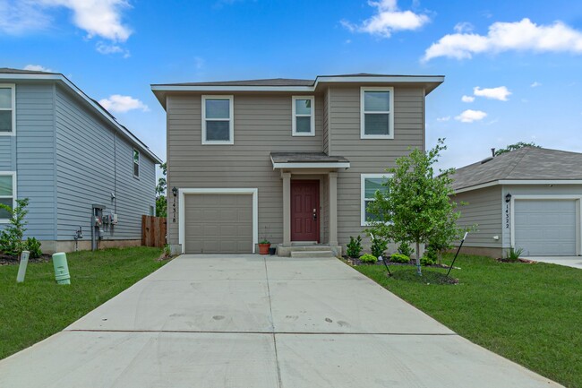 Building Photo - 4 bd/2 ba available NOW!! Wiseman/Talley F...