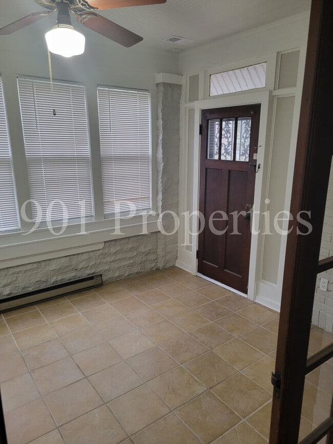 Building Photo - 980 Sheridan St