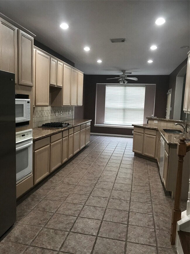 Building Photo - 18138 Delta Estates Ct