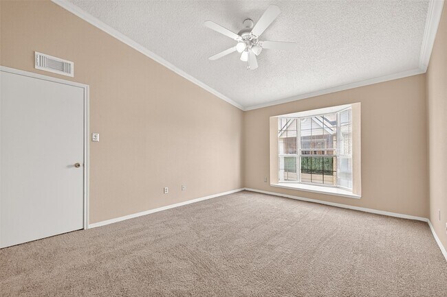 Building Photo - 3600 Jeanetta St