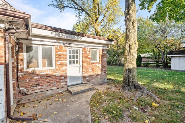 Building Photo - 3735 Heatherdowns Blvd