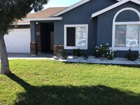 Building Photo - Available Now: Beautiful 3-Bedroom, 2-Bath...