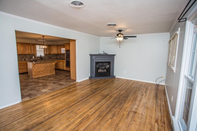 Building Photo - 4213 40th St