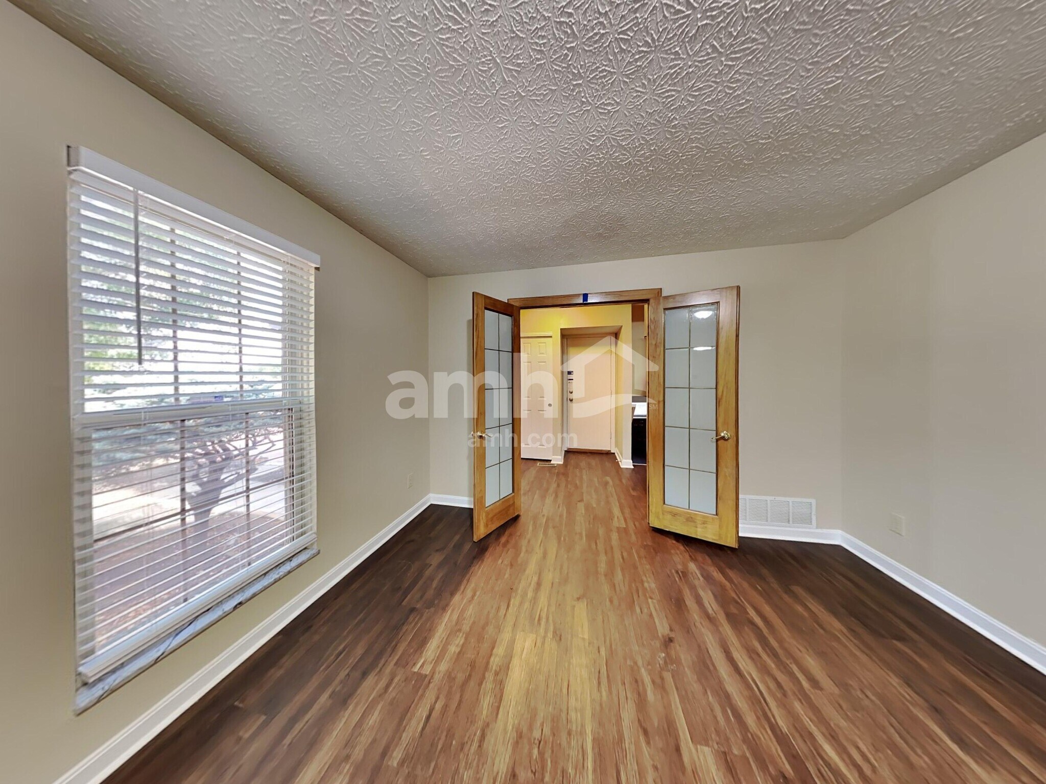 Building Photo - 1293 Cinnamon Dr