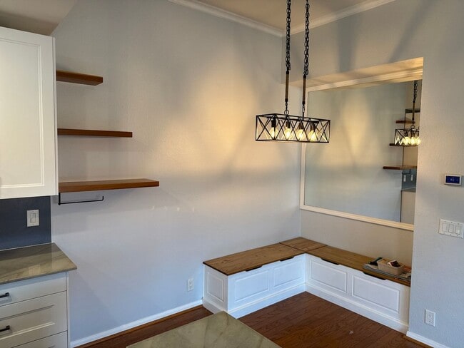 Building Photo - 2 BR/2BA Kensington Condominium with Garage