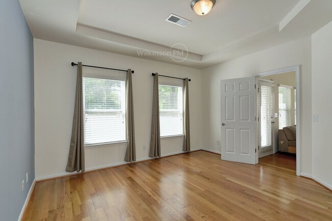 Building Photo - Big & Nice 3Br/2.5Bth Townhome in Steele Creek by Harris Teeter Shopping Center