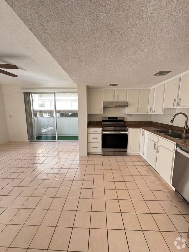 Building Photo - PET FRIENDLY 3 Bed, 1 Bath, 1 parking ELEC...