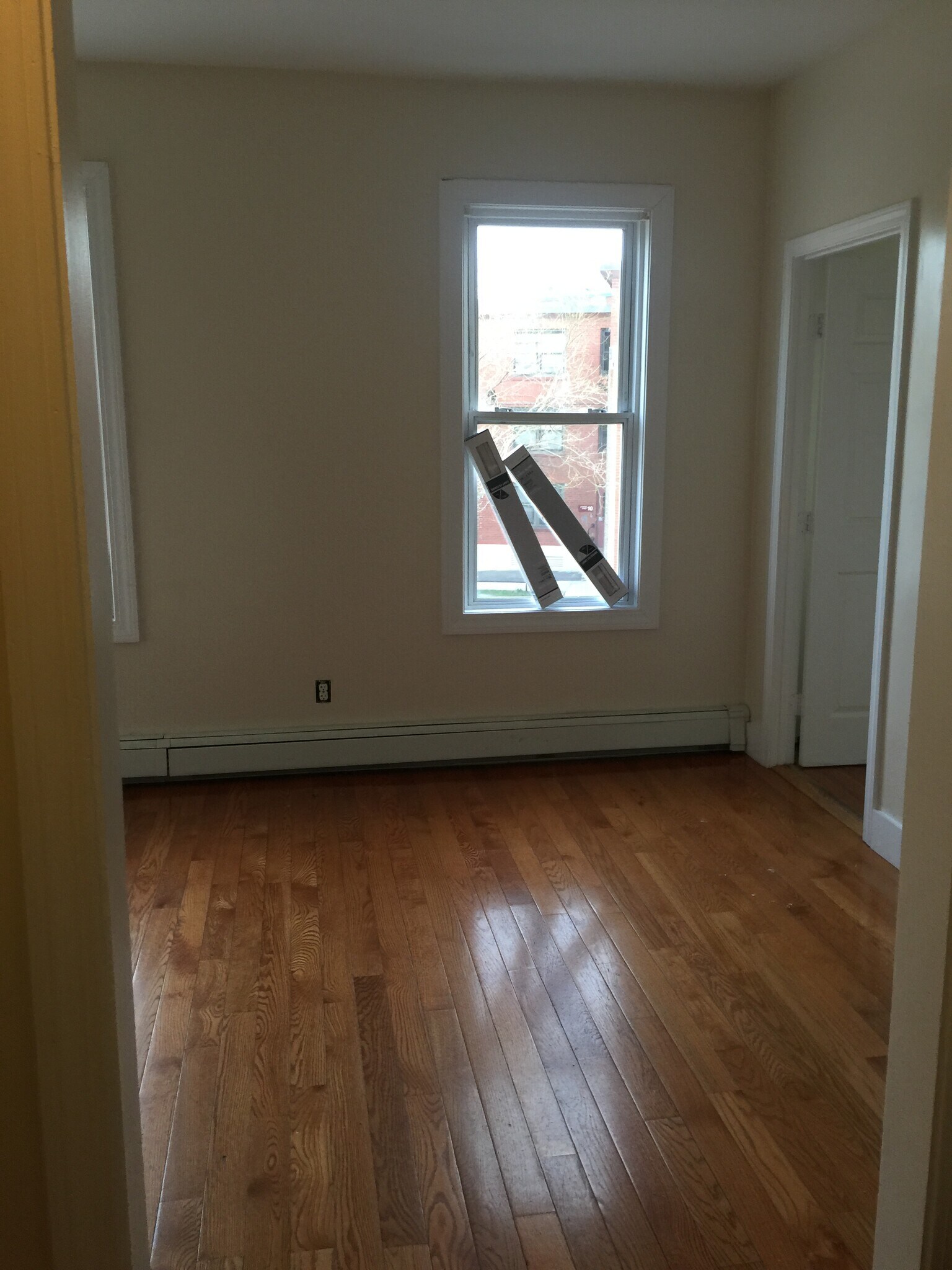 Building Photo - 75 Heath St