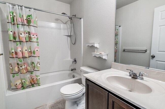 Building Photo - 369 Magma Dr