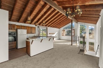 Building Photo - Penasquitas Drive Townhomes