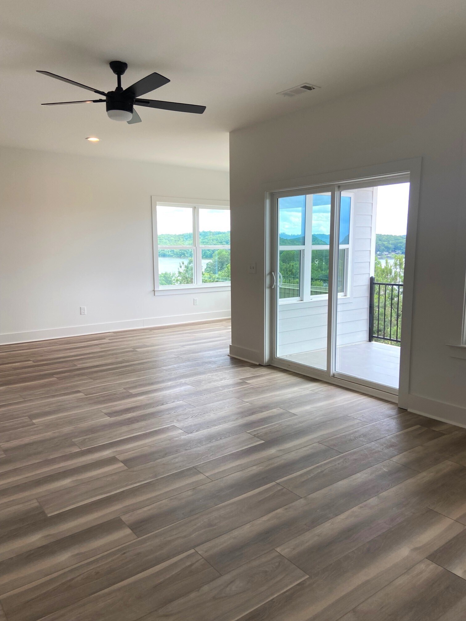 Building Photo - 1174 Ranch Marina Rd