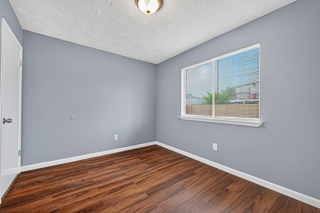 Building Photo - 18614 Andalusian Dr